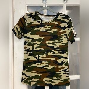 Camo top